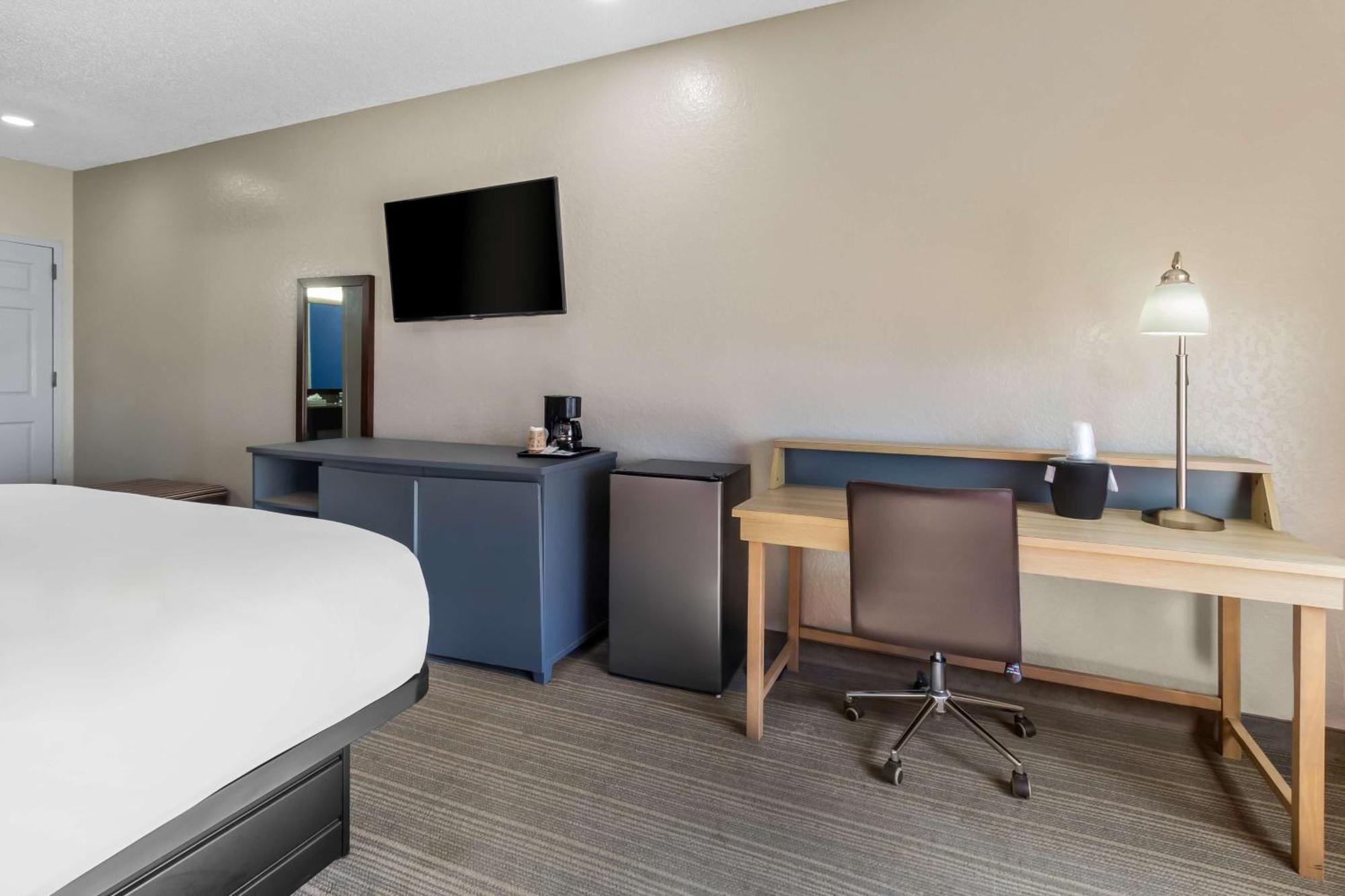Sonesta Essential Iah Airport Jfk Boulevard - Newly Renovated Хьюстон Экстерьер фото